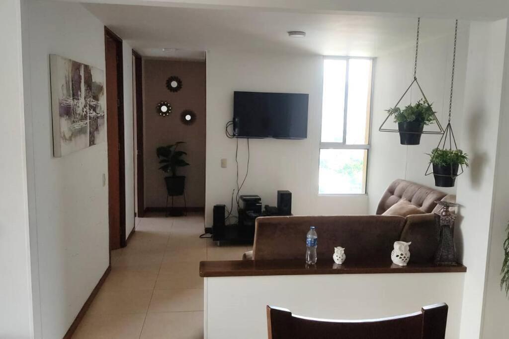 El Poblado, Con Piscina, Gym, Comodo, Linda Vista. Medellín